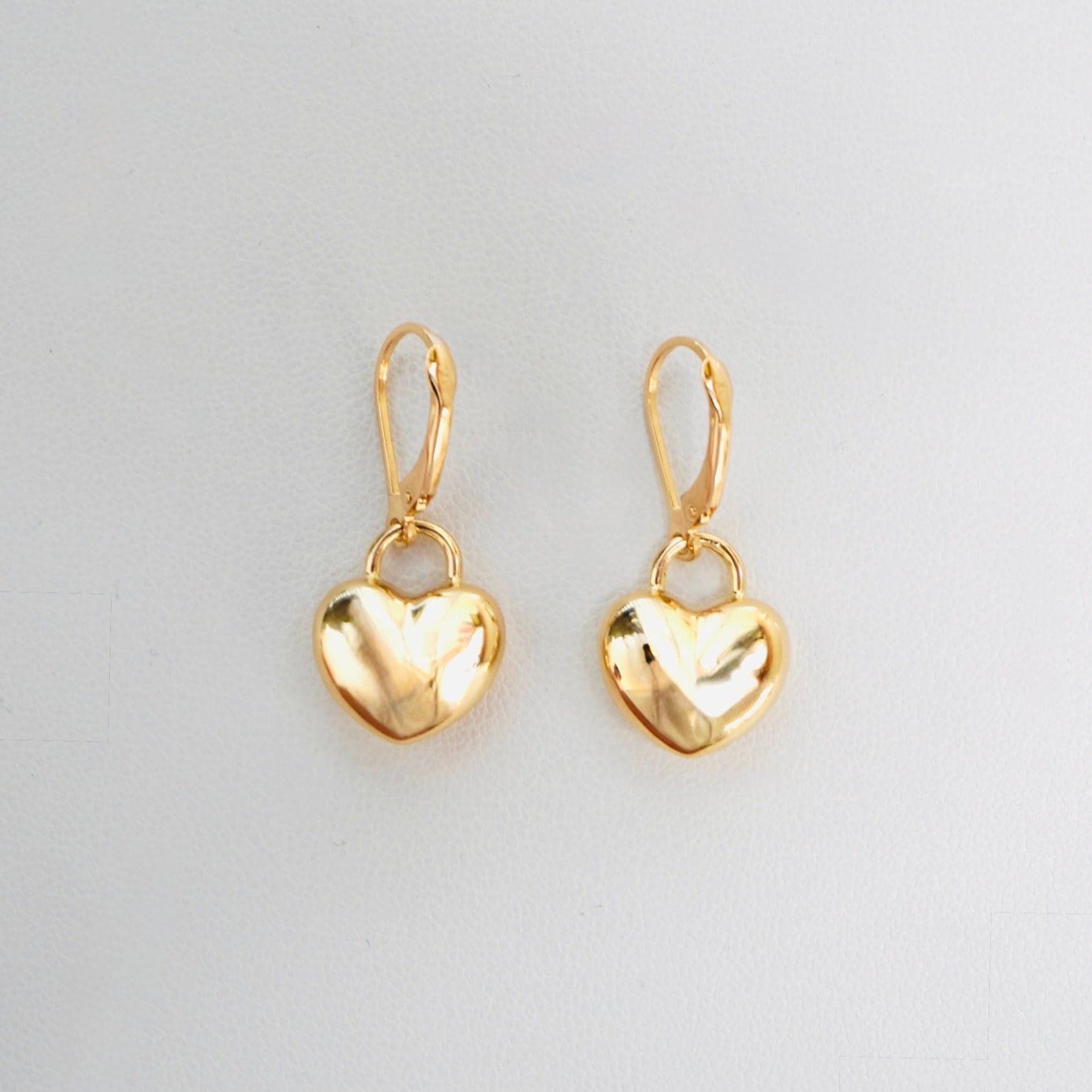 14K Yellow Gold Heart Dangly Earrings