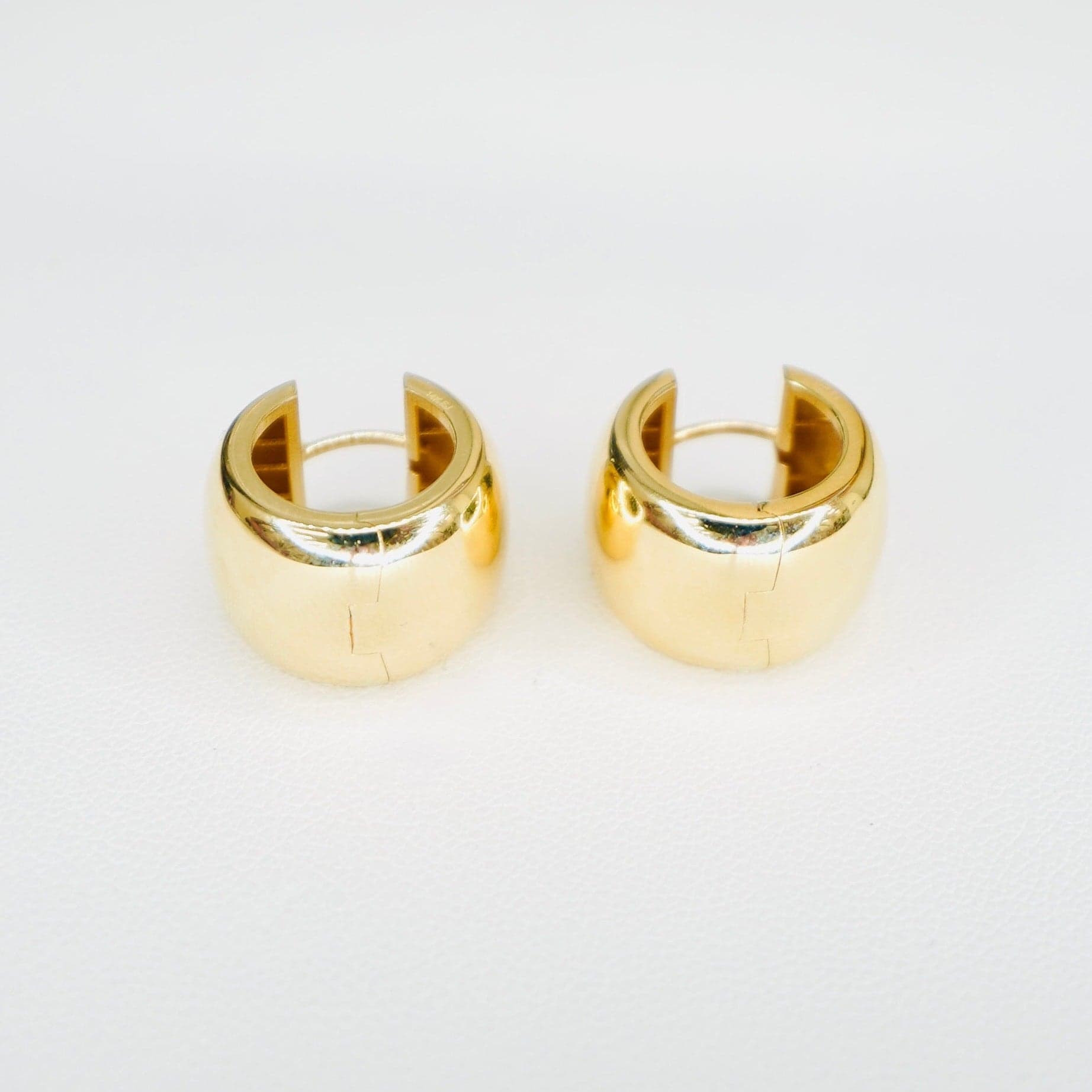 14K Yellow Gold High Polished Huggy Earrings