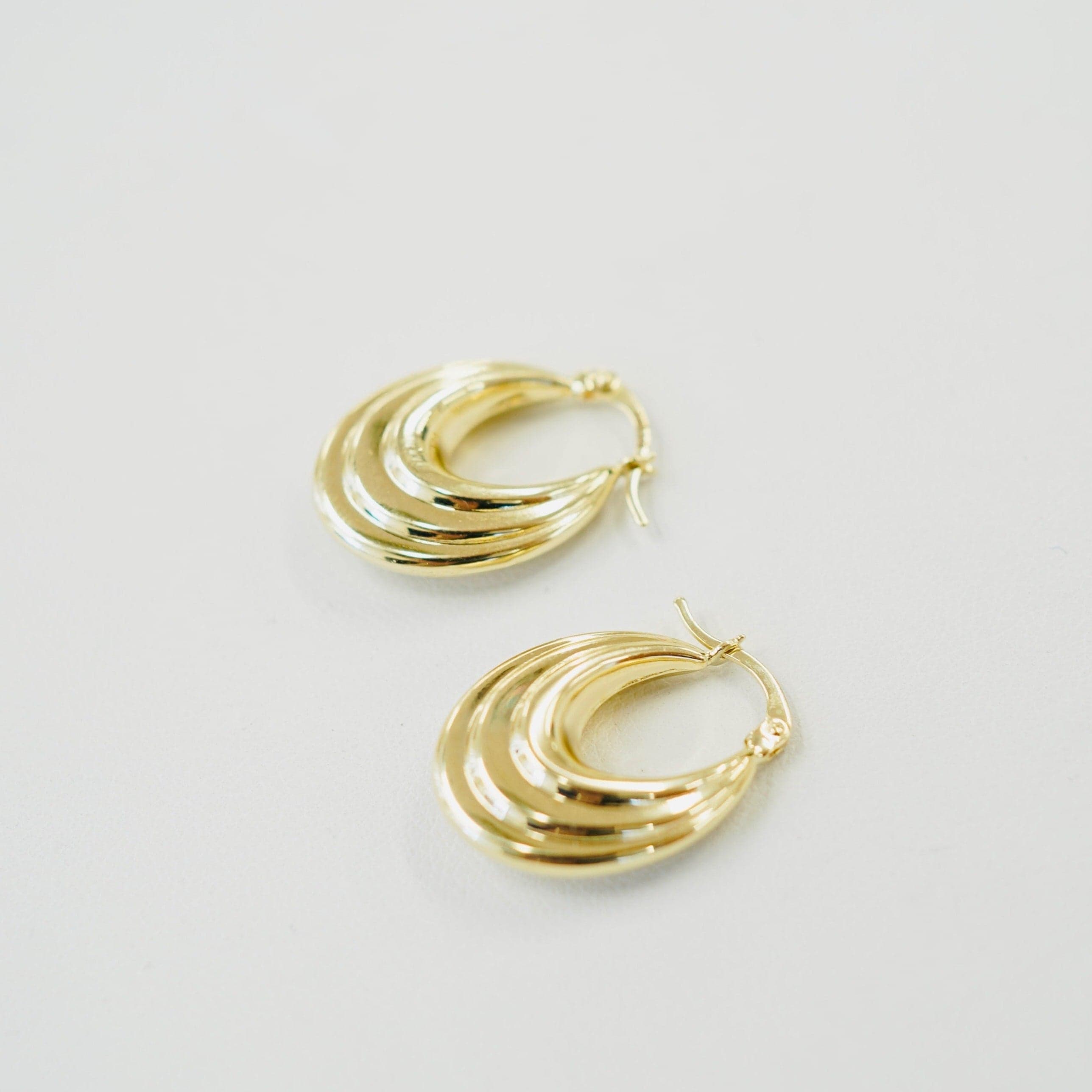 14K Yellow Gold Oval Earrings
