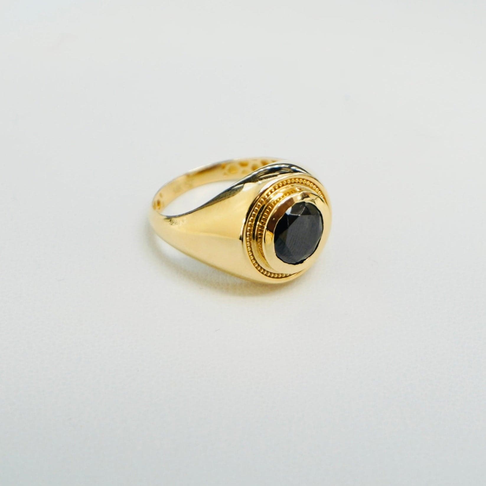 Solid 14K Yellow Gold Oval Signet Ring thumbnail 4