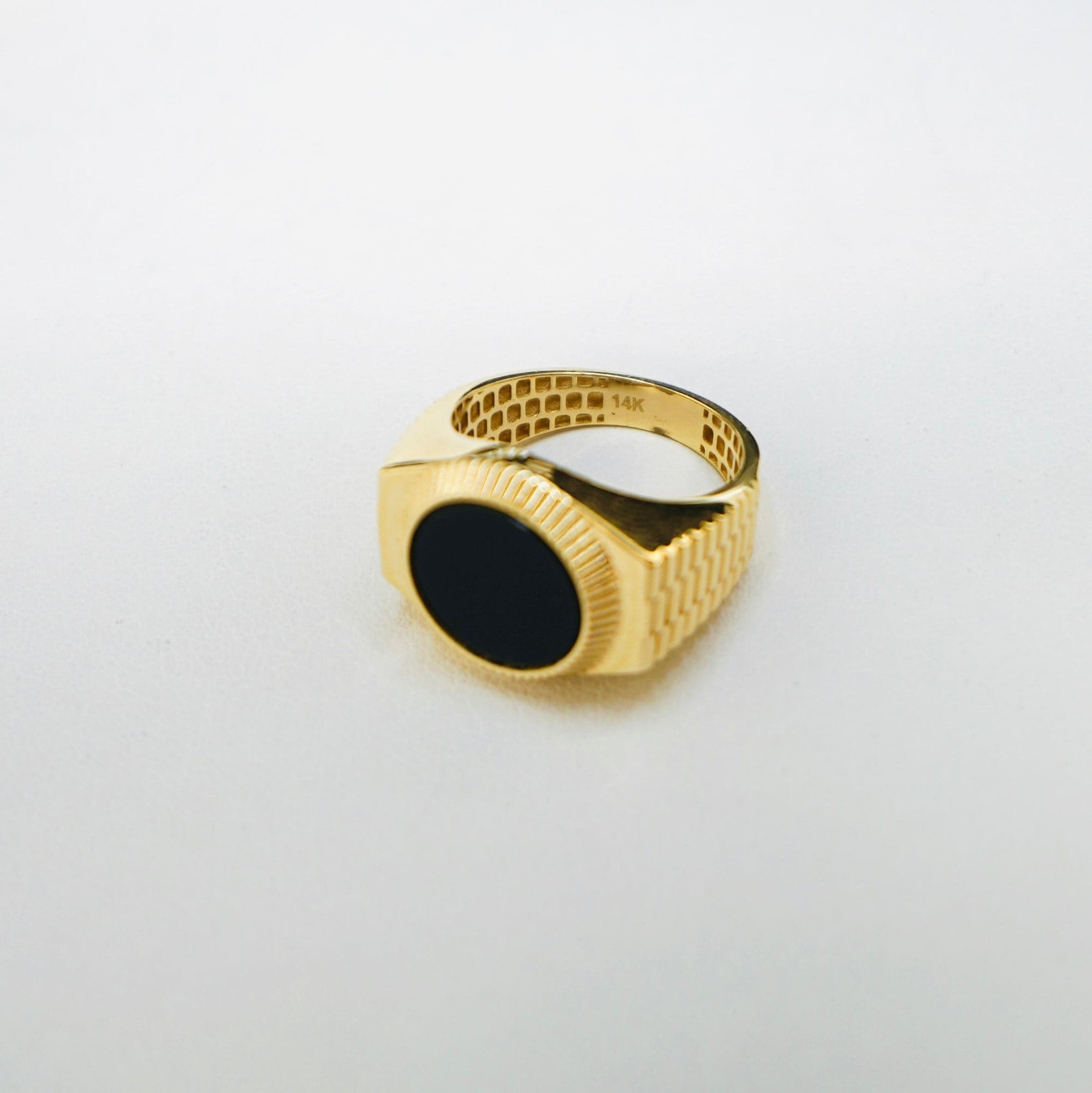 Solid 14K Yellow Gold Grooved Men's Signet Ring thumbnail 4