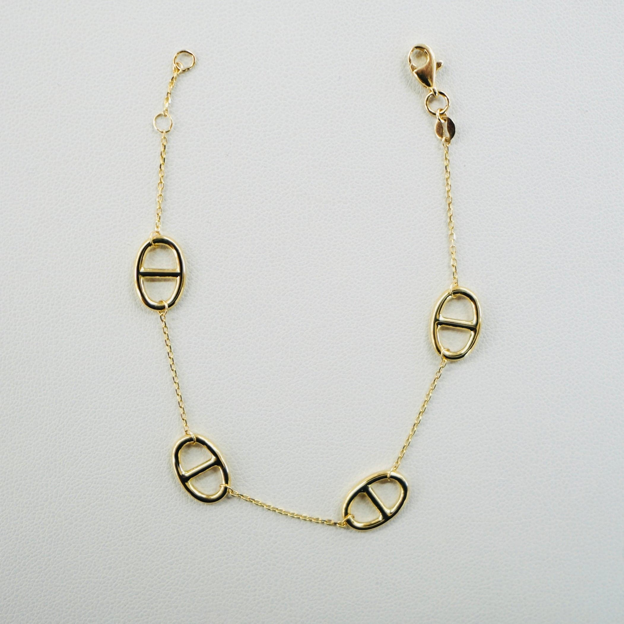 14K Yellow Gold Dainty Bracelet