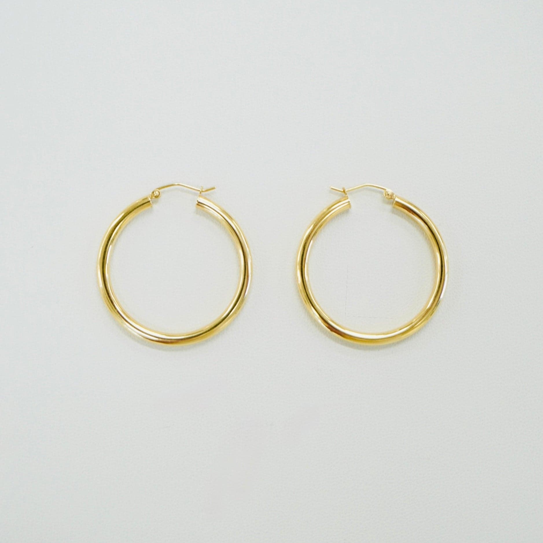 14K Yellow Gold Tube Hoop Earring